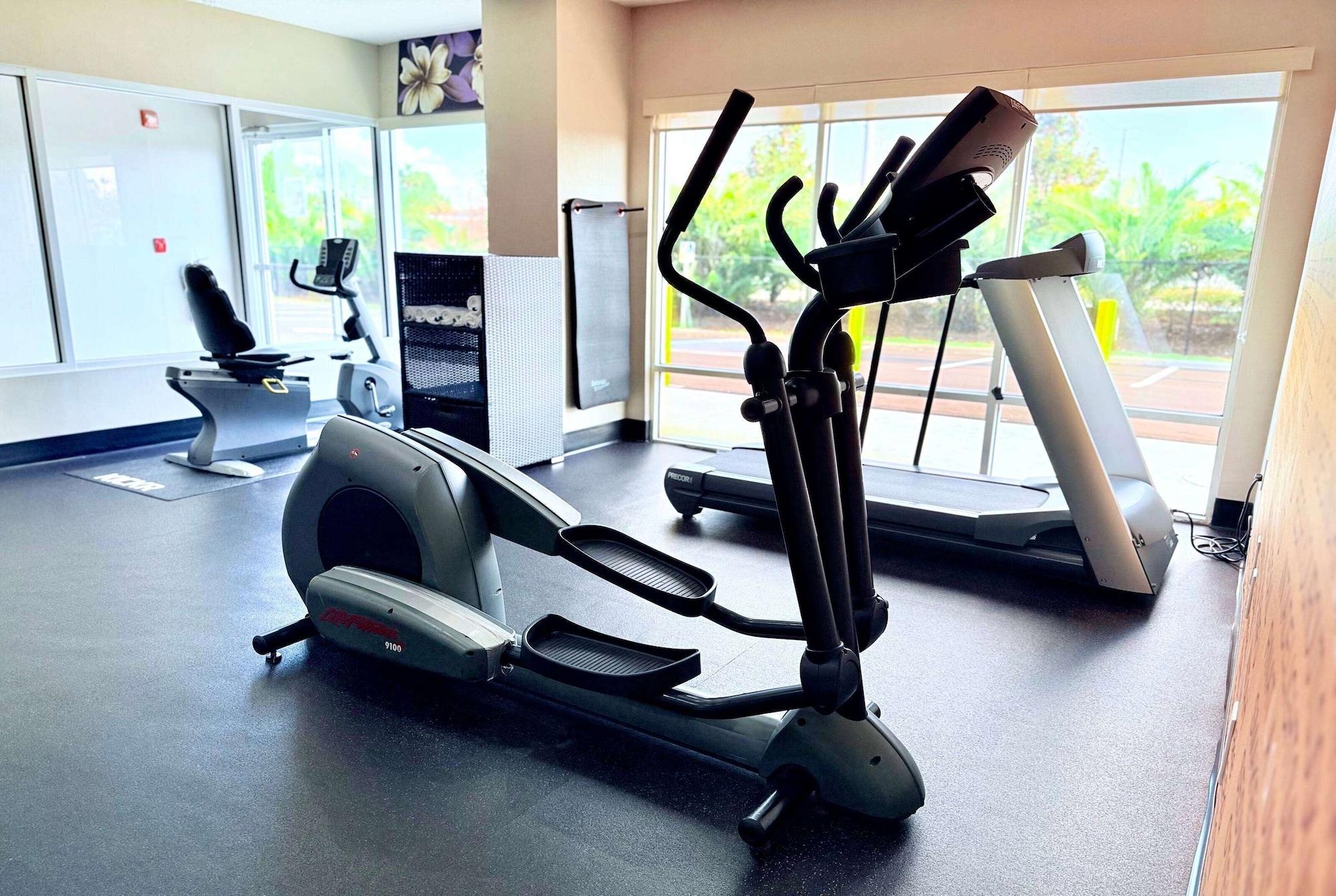 Gimnasio La Quinta Inn & Suites by Wyndham Orlando Universal area