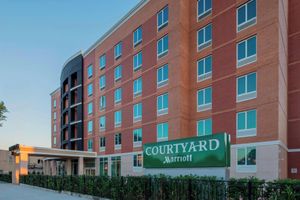 Alojamiento - Courtyard by Marriott New York Queens/Fresh Meadows