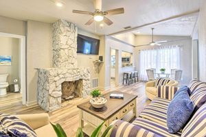 Alquiler Vacacional - Port Charlotte Cottage ~ 3 Mi to Beach Park!