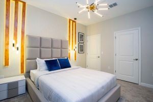 Alquiler Temporario - Gorgeous 4Bd w/ Screened Pool Close to Disney 4289