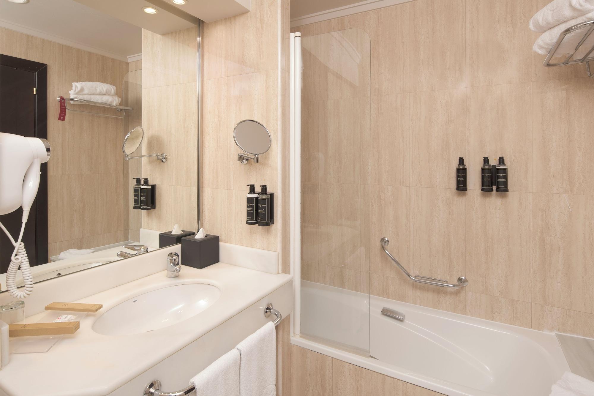 Equipamiento de Habitación Exe Oviedo Centro