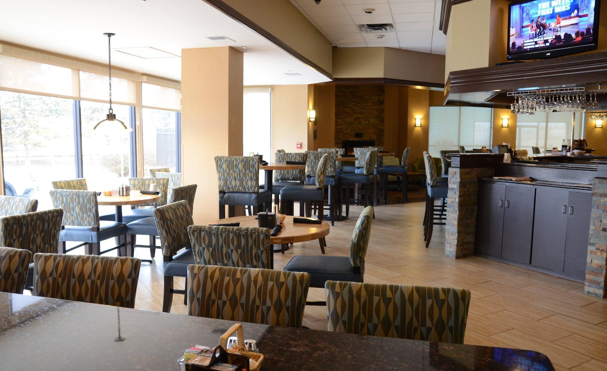 Restaurant Holiday Inn Staunton Conference Center by IHG