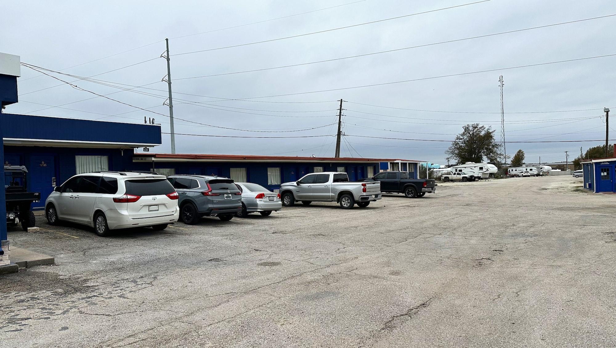 Comodidades del Alojamiento Apollo Lodge and RV Park