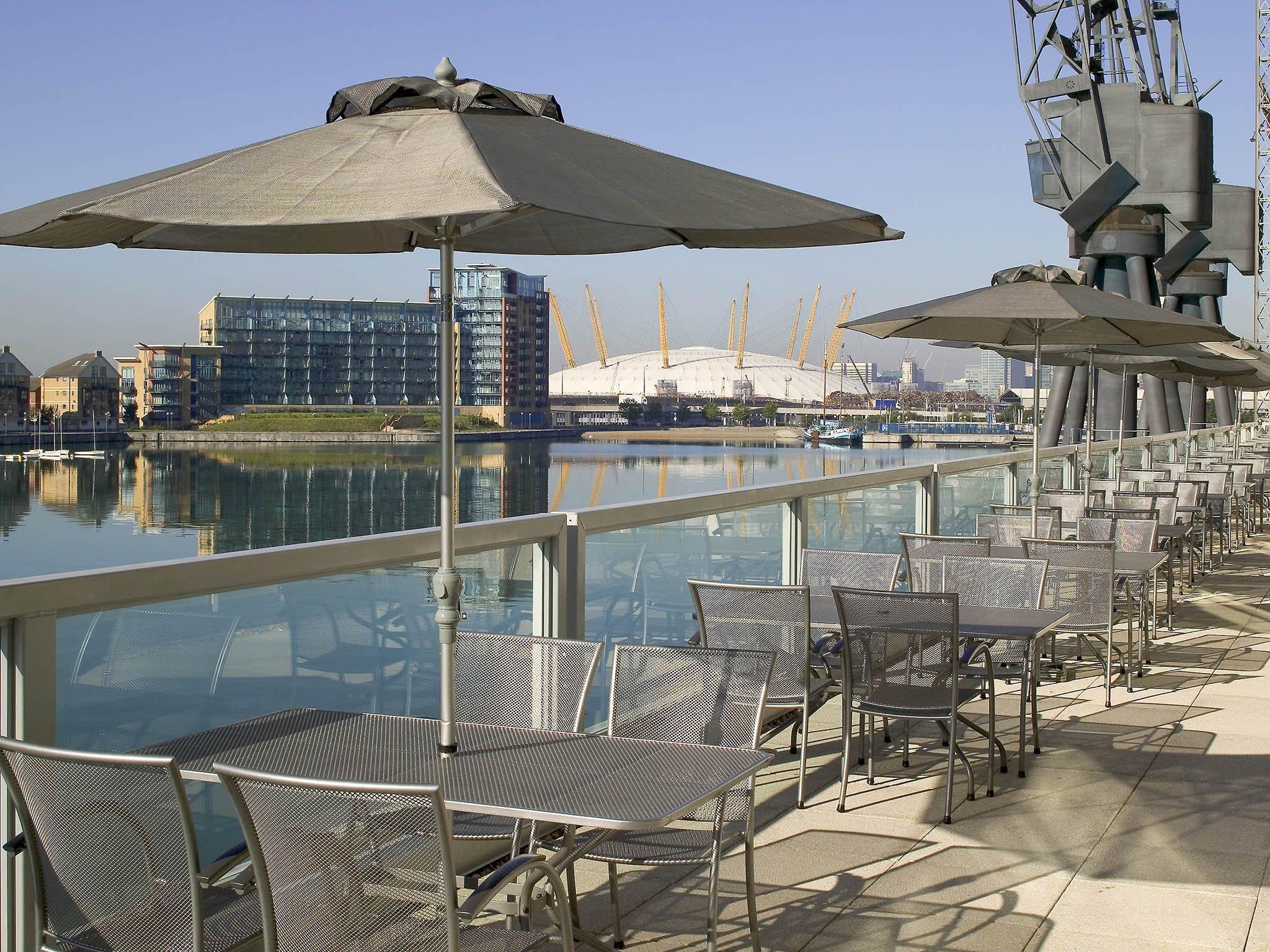 Vista Exterior Novotel London ExCeL