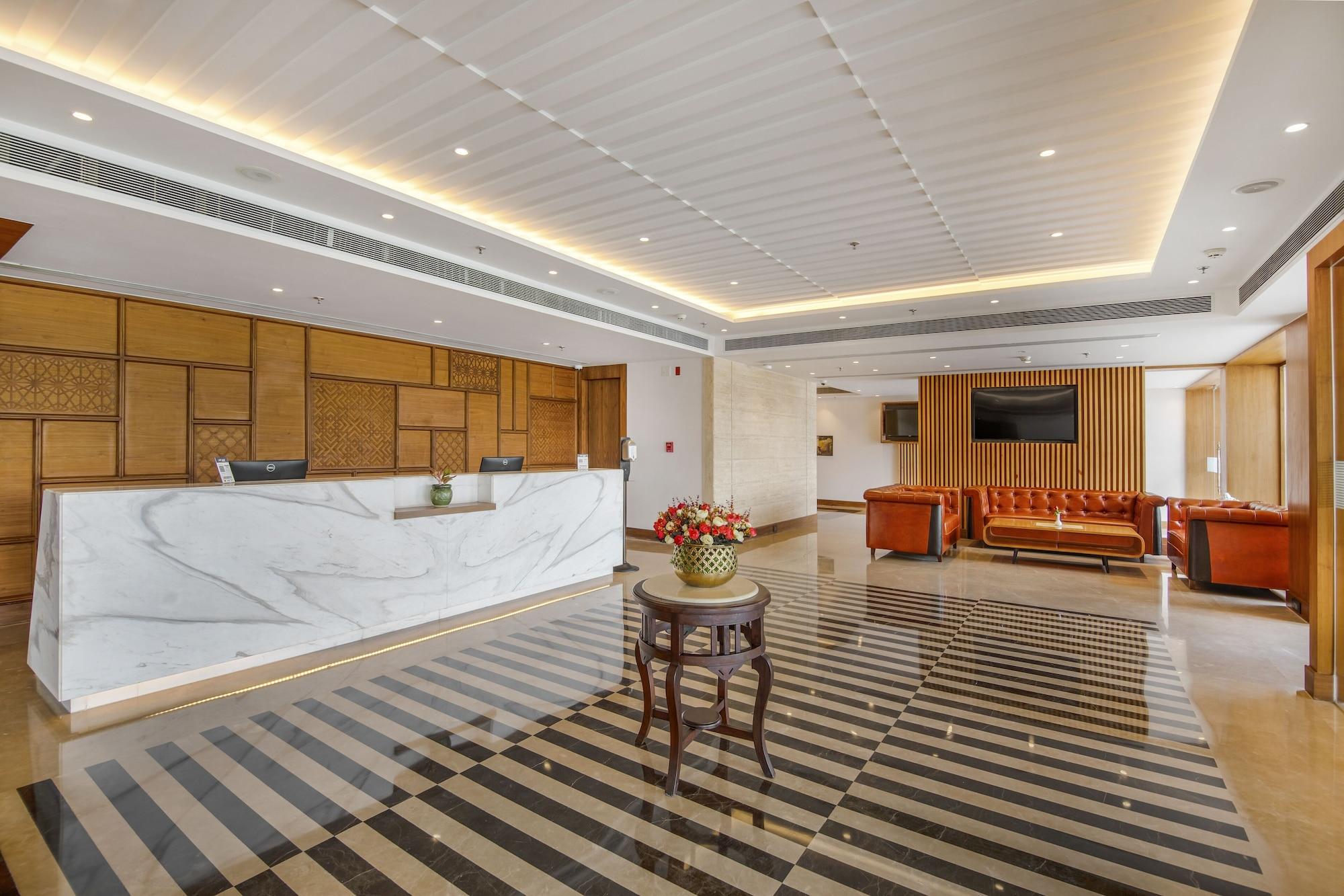 Vista Lobby Golden Tulip Jalandhar