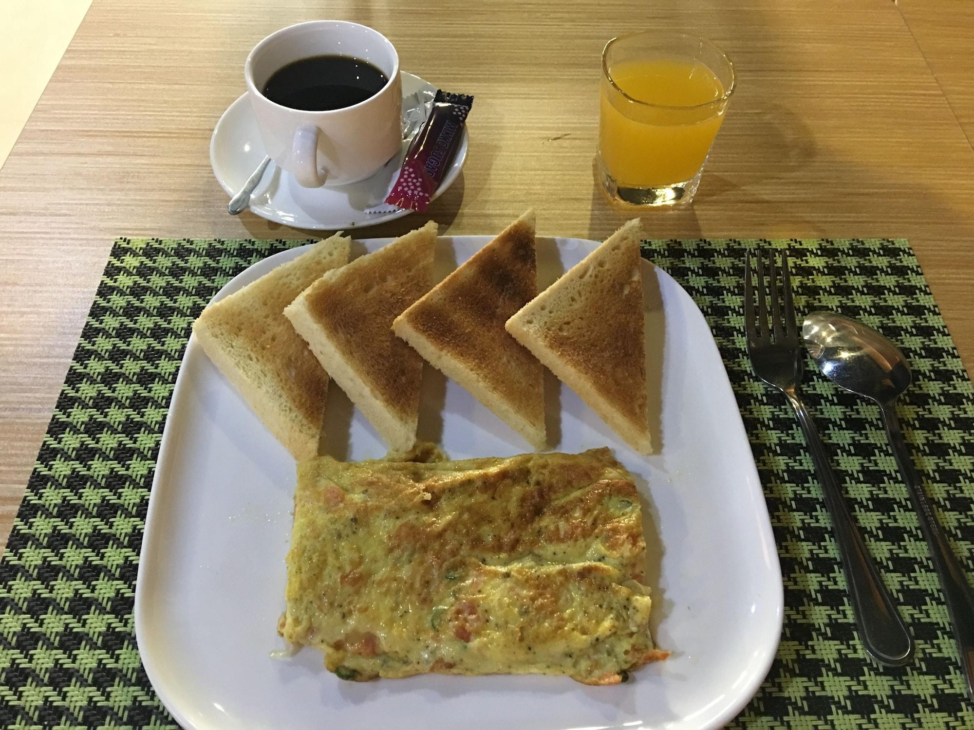 Restaurant Family Treasure Yangon