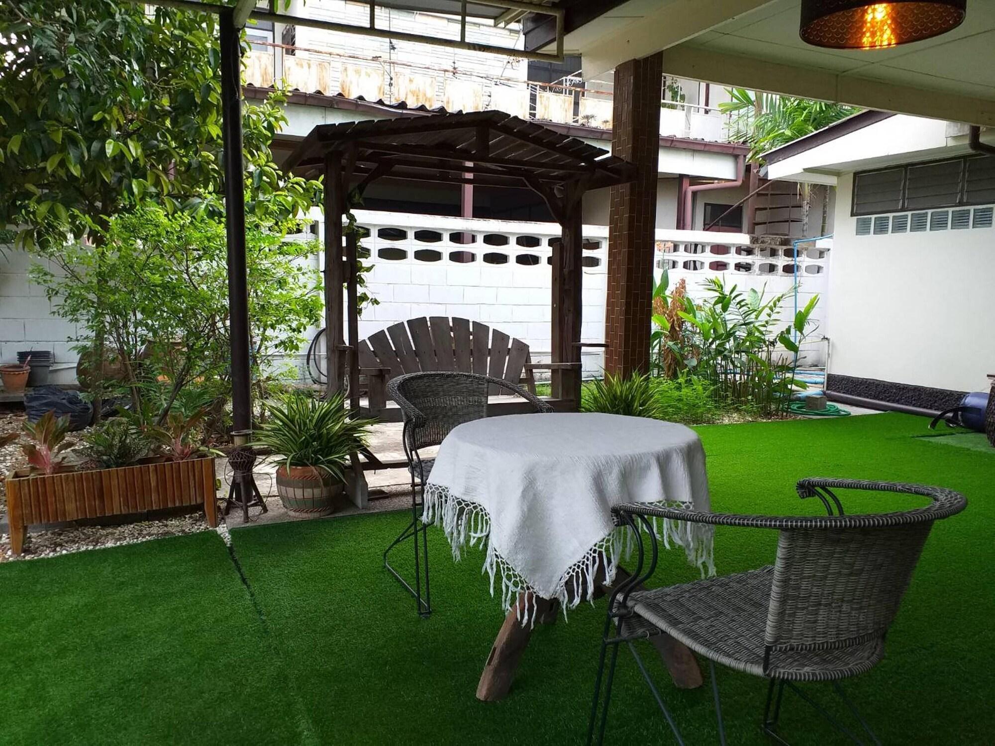 Varios Naturbliss Resort Village