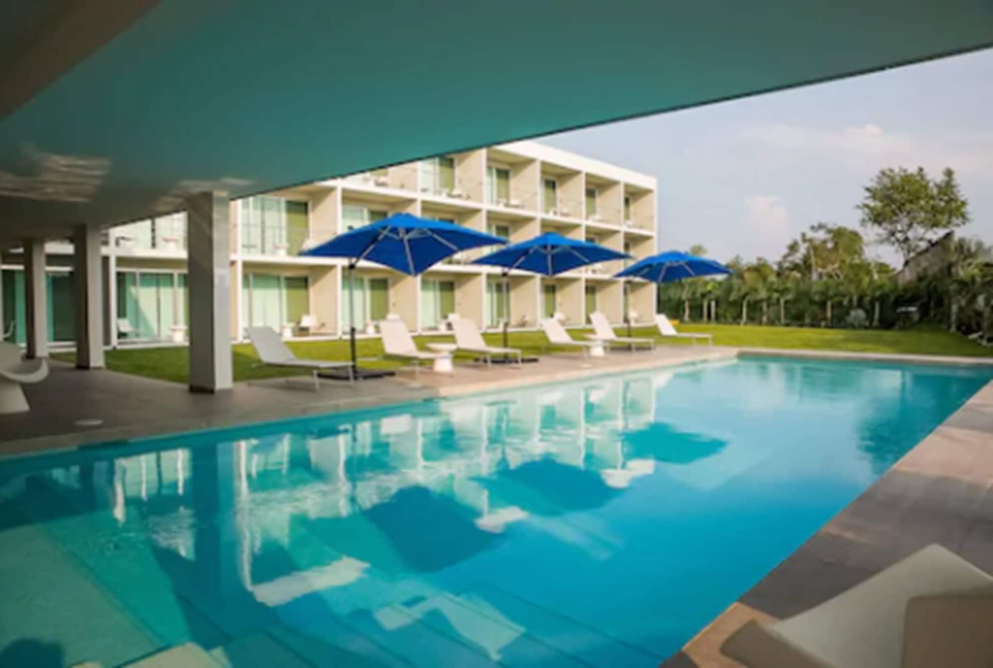 Vista Piscina Hotel Aqua Spa & Resort