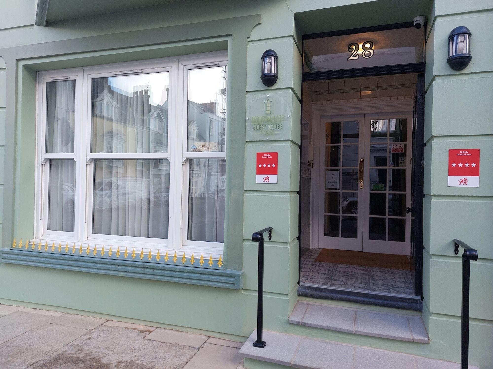 Vista Exterior The Southcliff