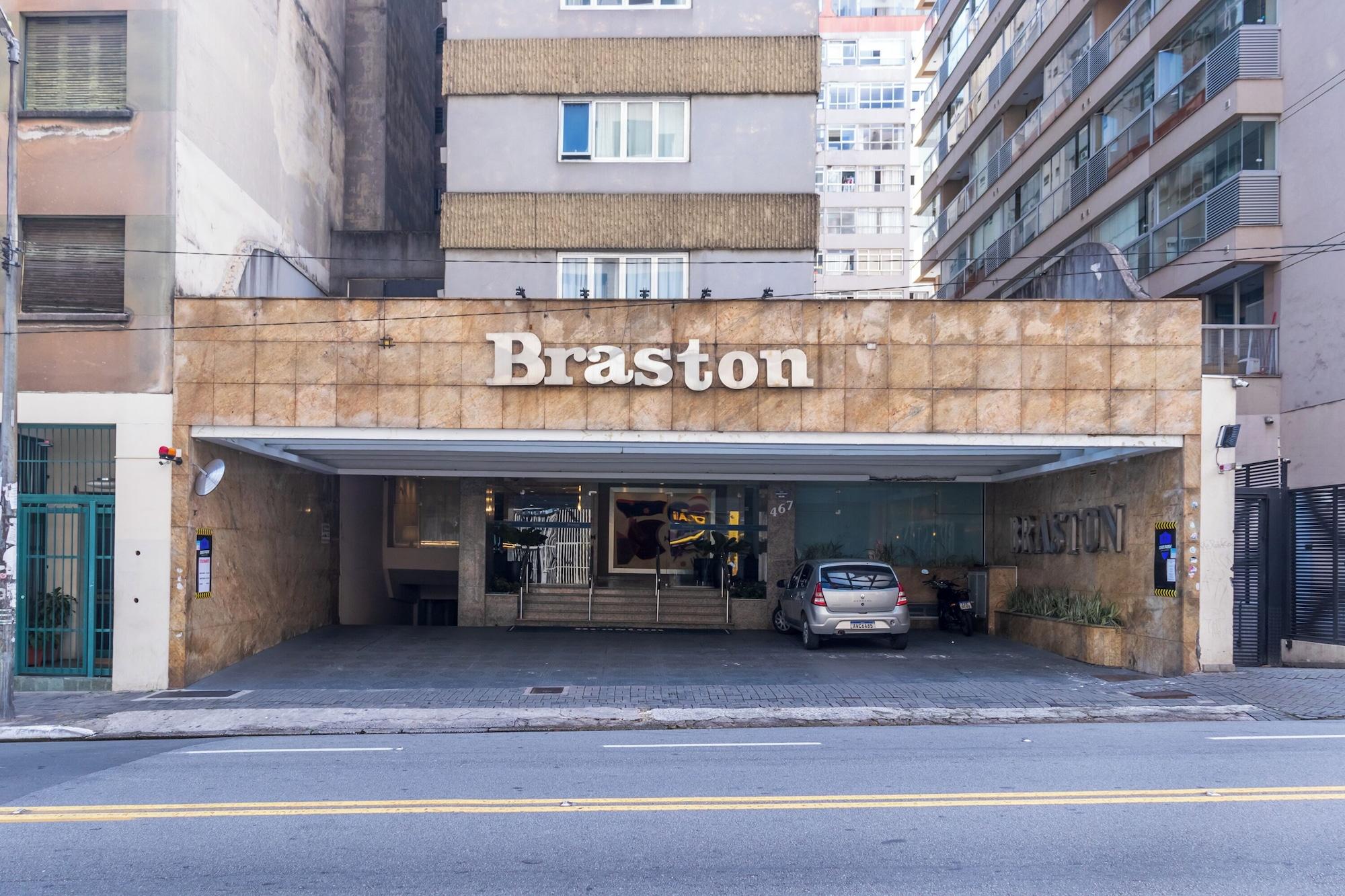 Vista Exterior Braston Augusta by Castelo Itaipava