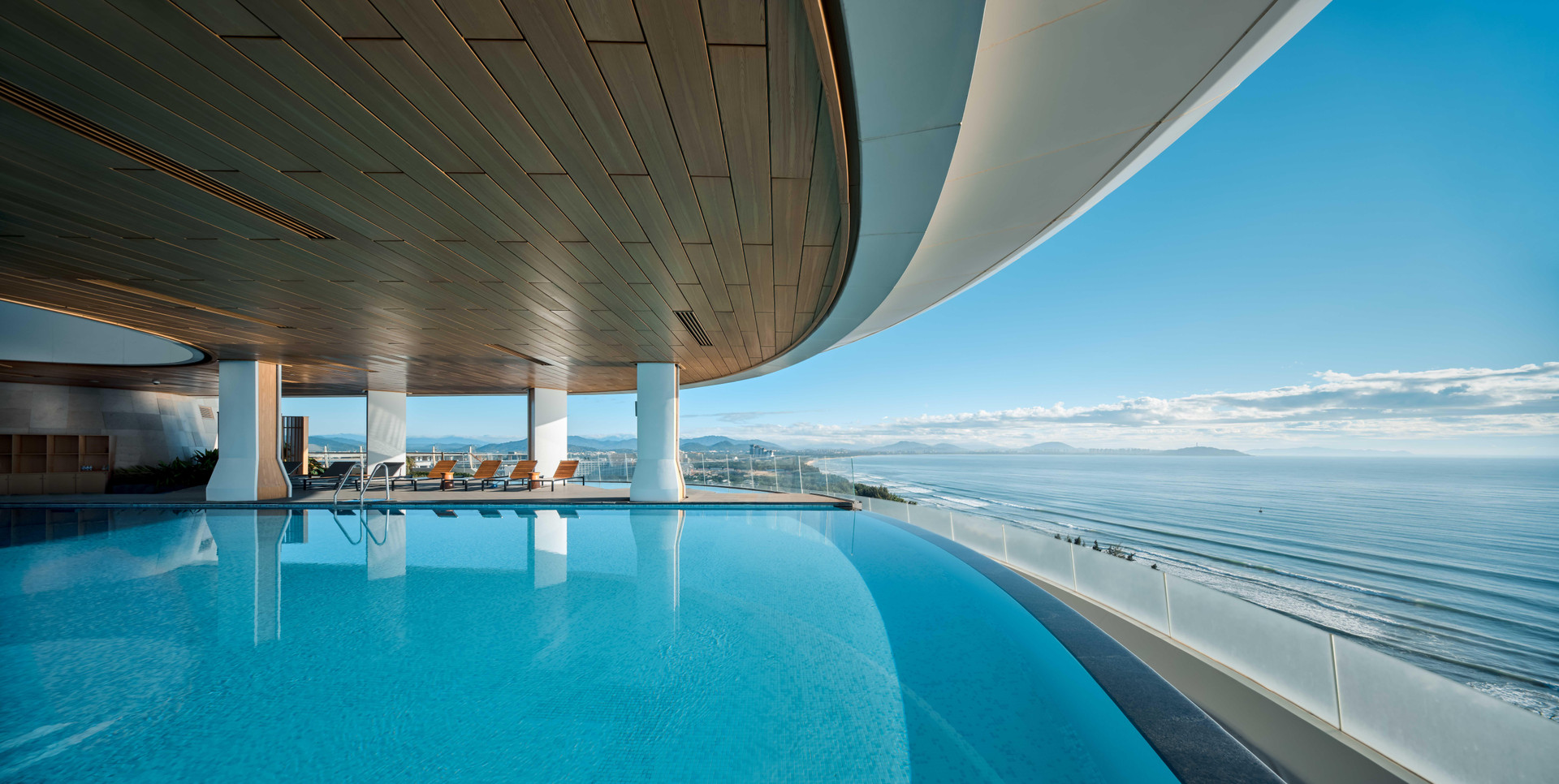 Vista Lobby Crowne Plaza Sanya Haitang Bay Resort by IHG
