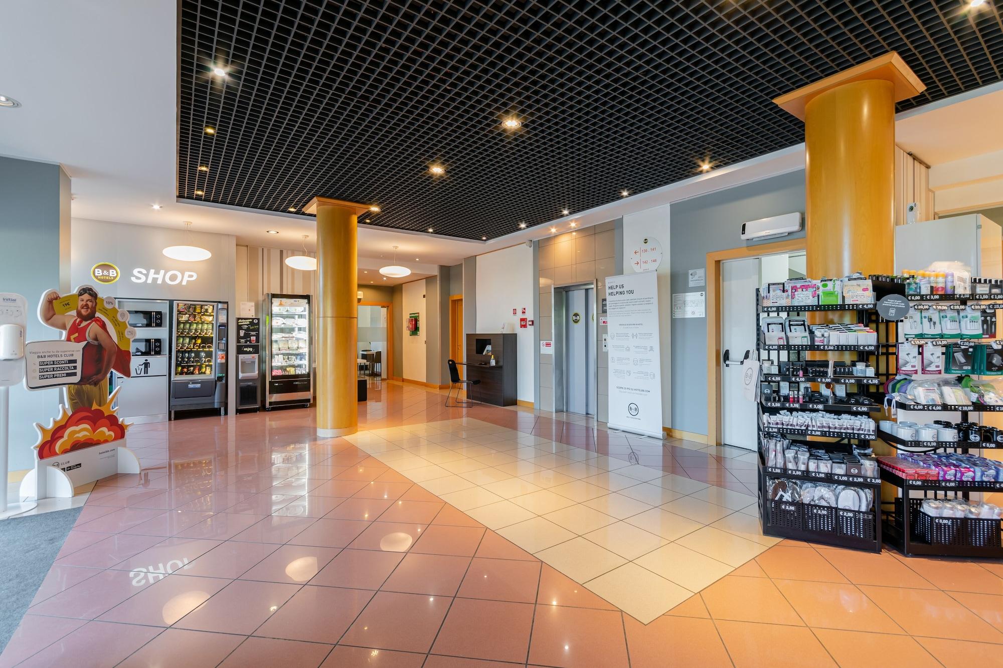 Vista Lobby B&B Hotel Ravenna