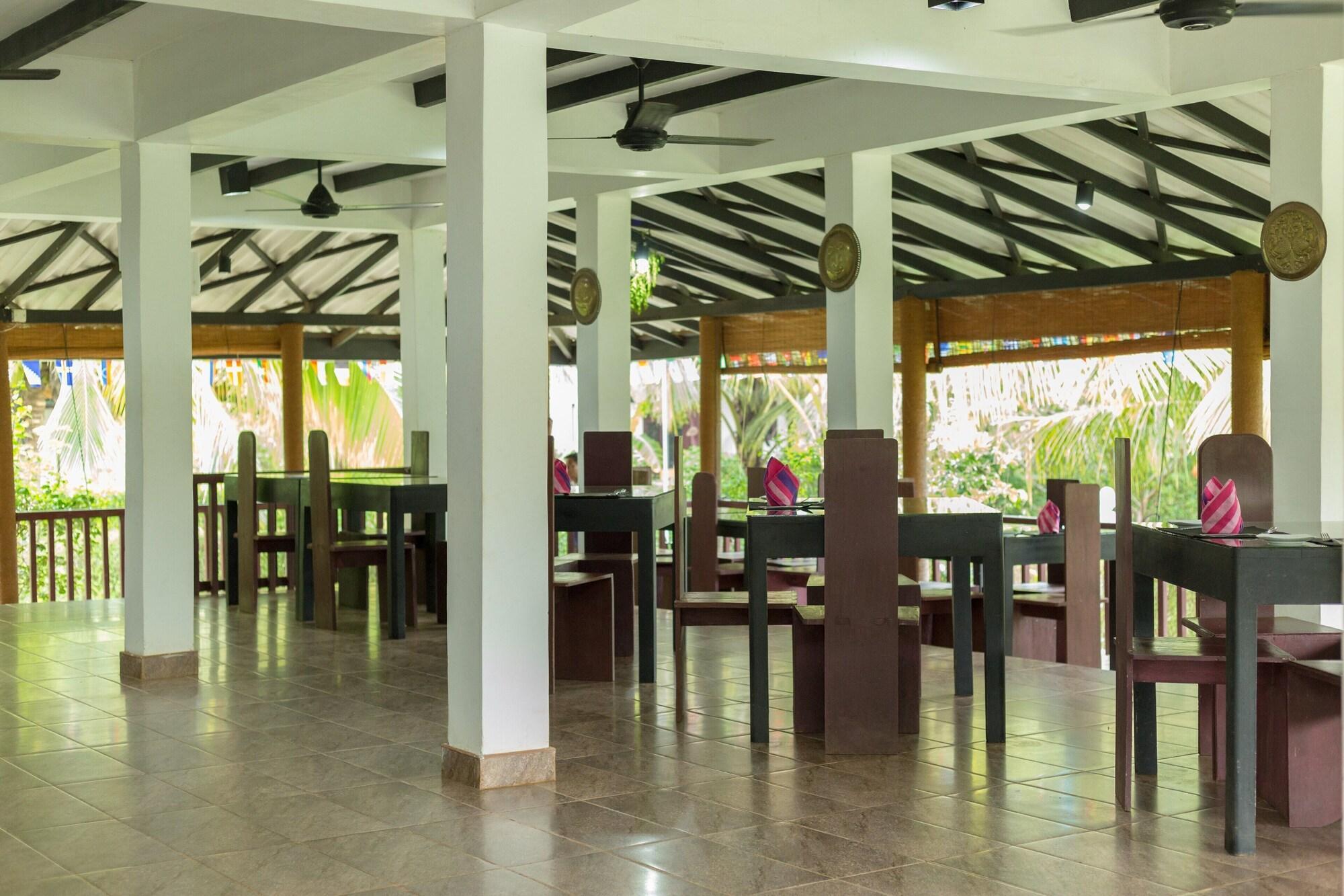 Vista Lobby The Hideout Sigiriya