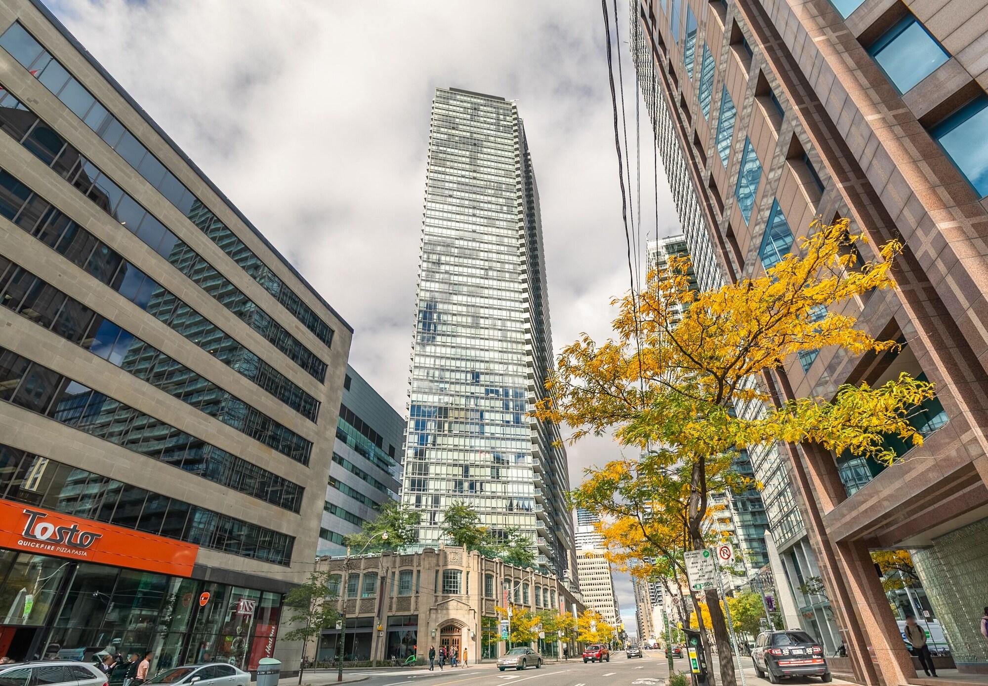 Varios GLOBALSTAY. Burano Condos in Downtown Toronto