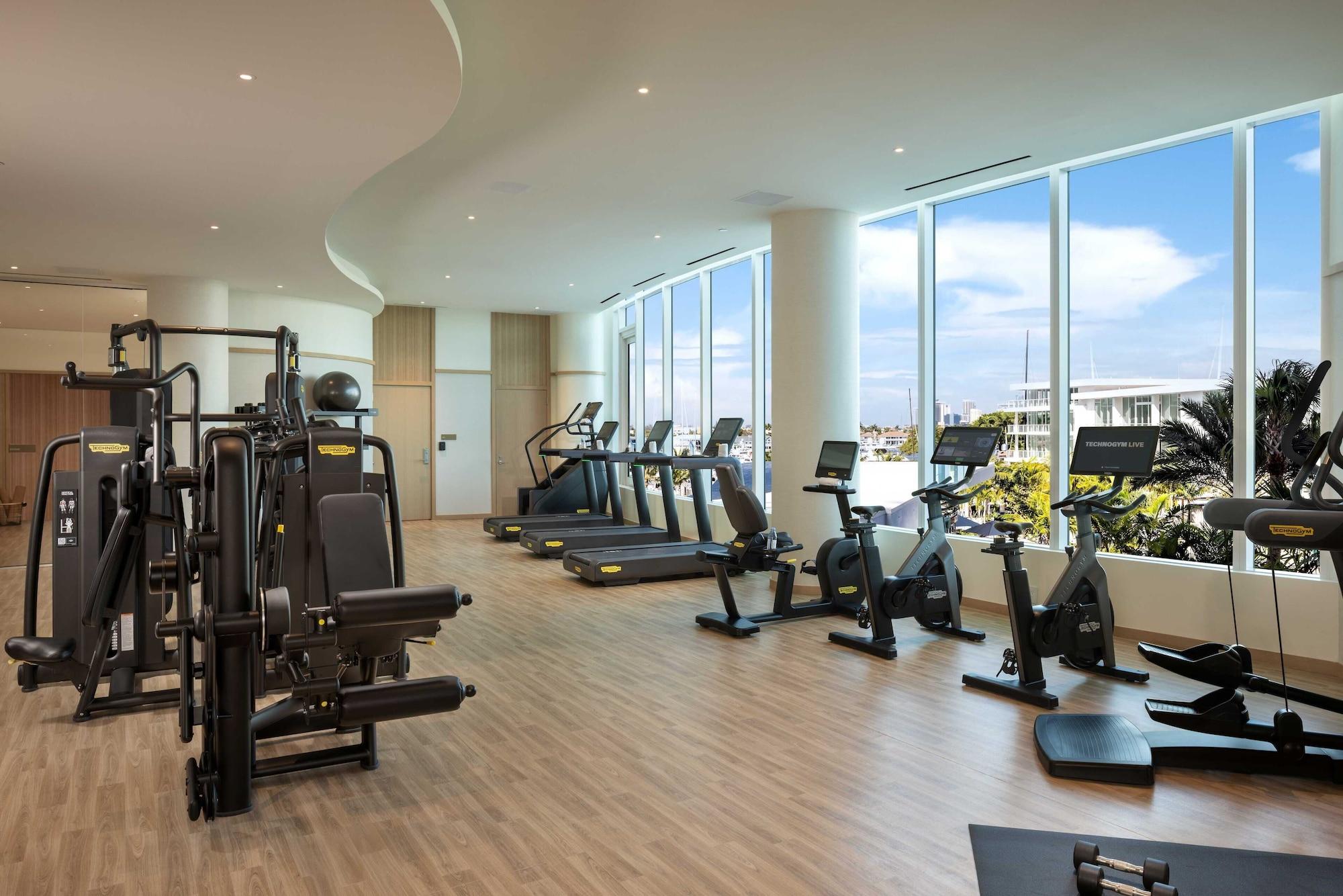 Gimnasio Pier Sixty-Six (Pier 66)