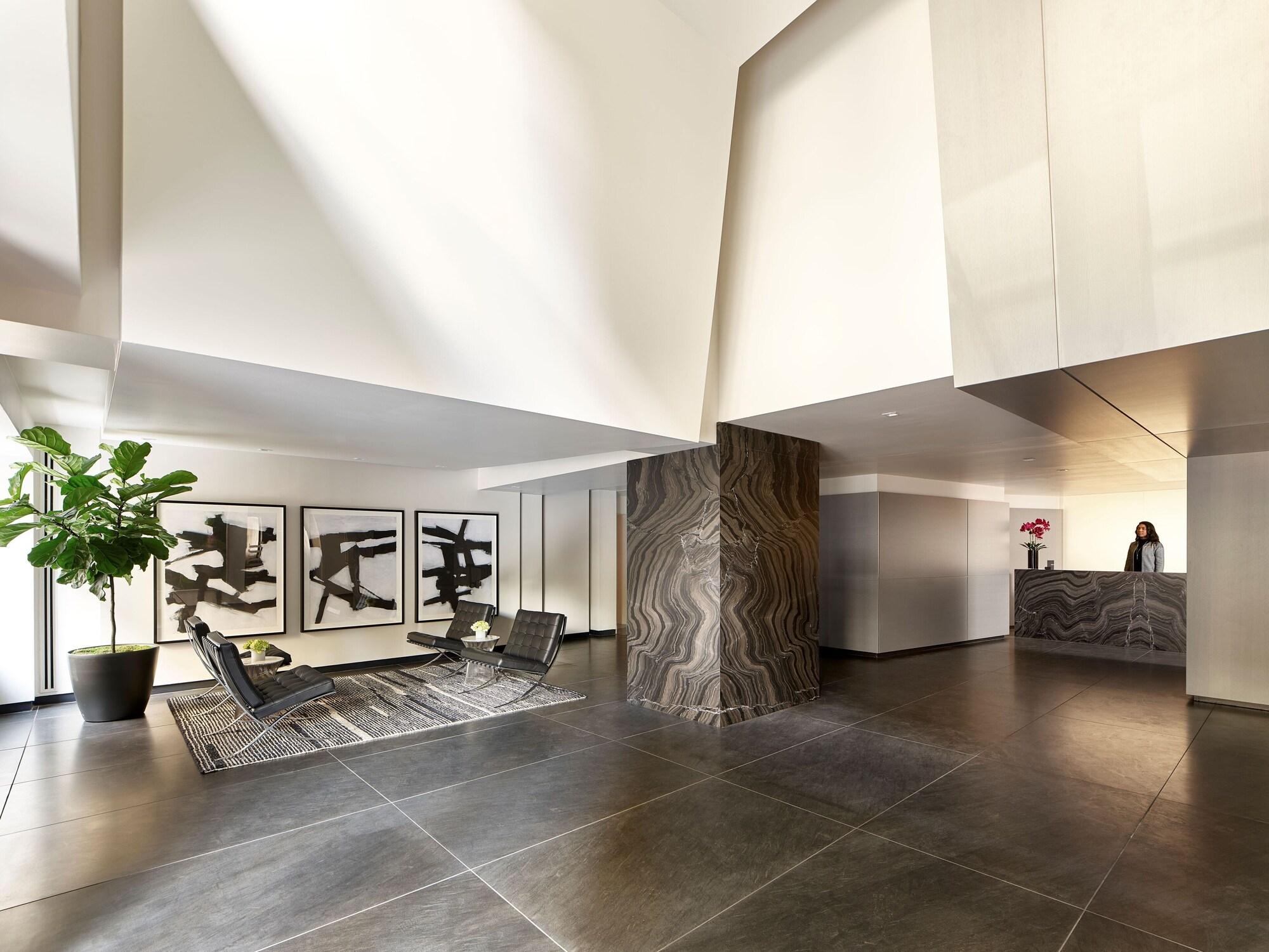 Vista Lobby AKA Rittenhouse Square