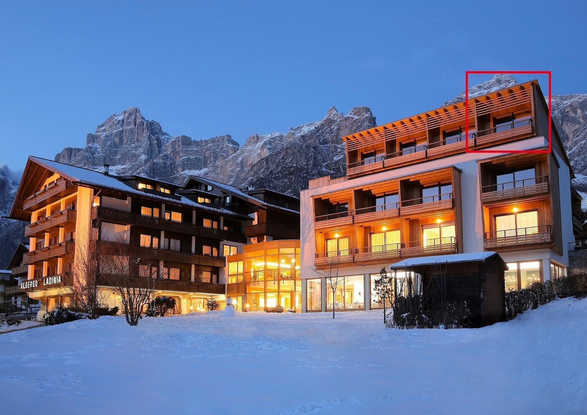 Vista Exterior Parkhotel Ladinia