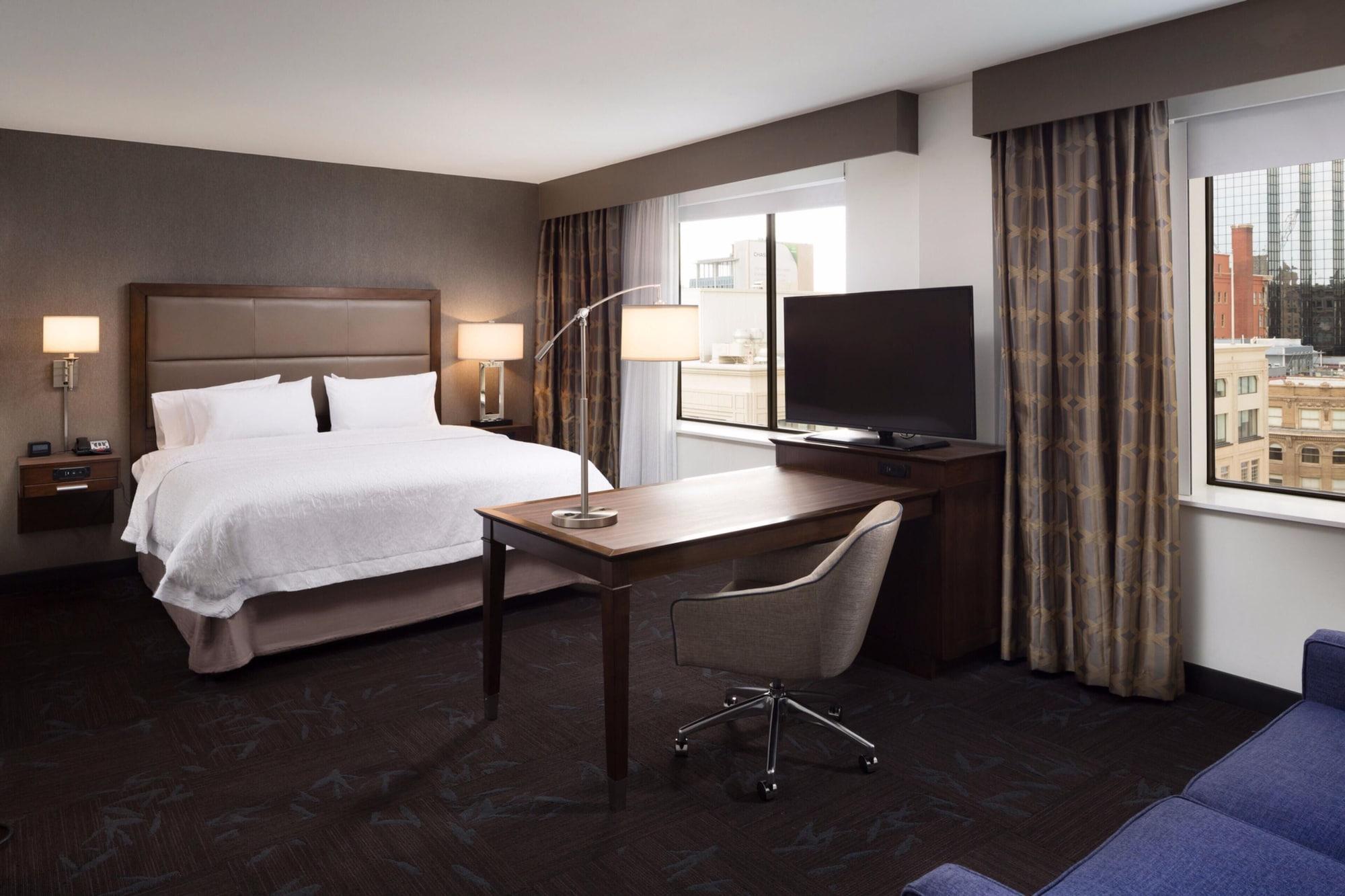 Habitación Hampton Inn & Suites Dallas Downtown