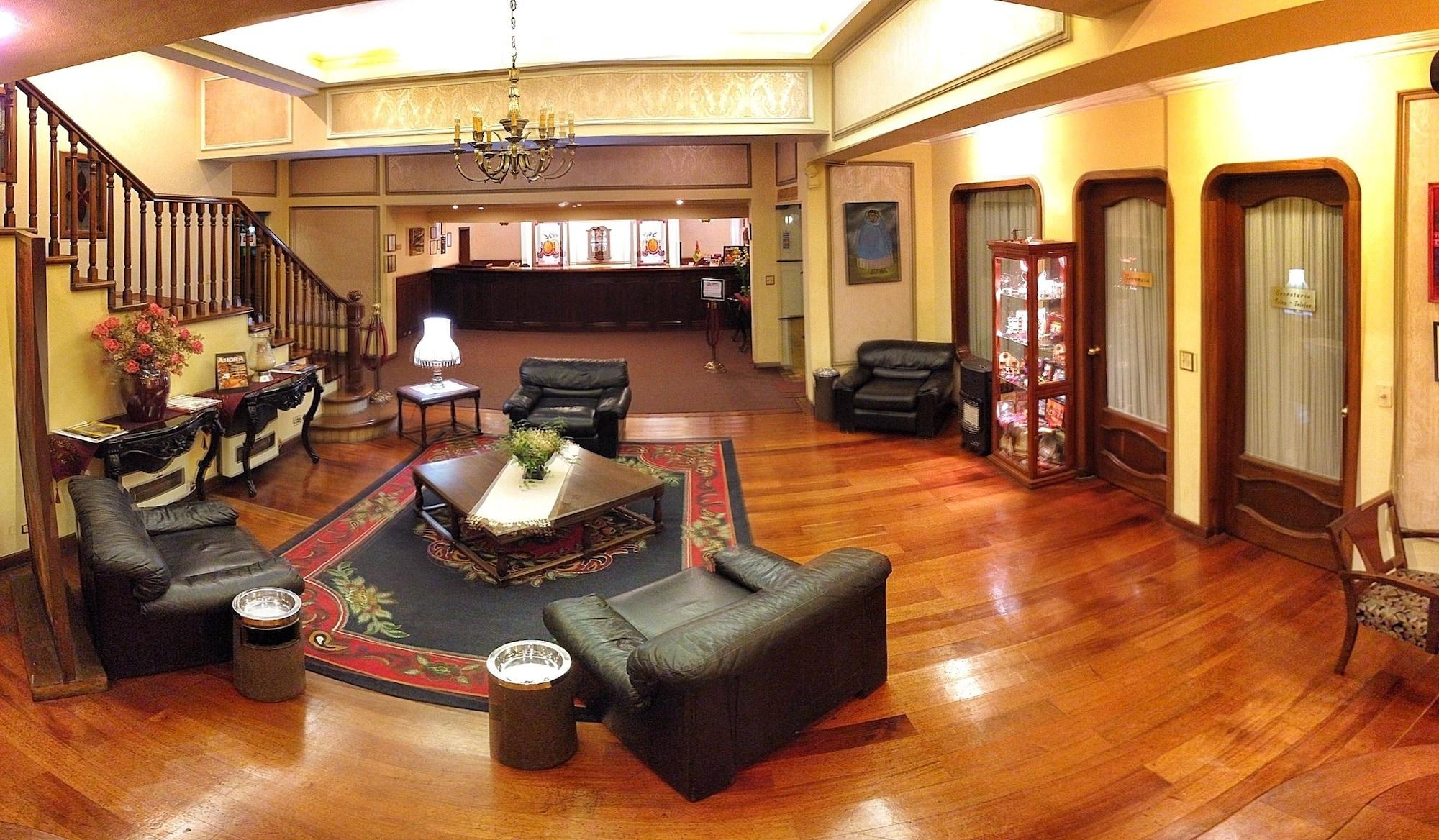 Vista Lobby Hotel Aranjuez Cochabamba