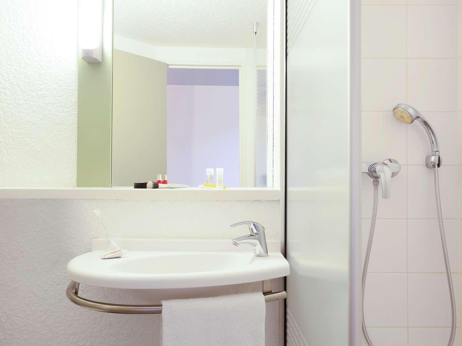 Equipamiento de Habitación ibis budget Tarbes