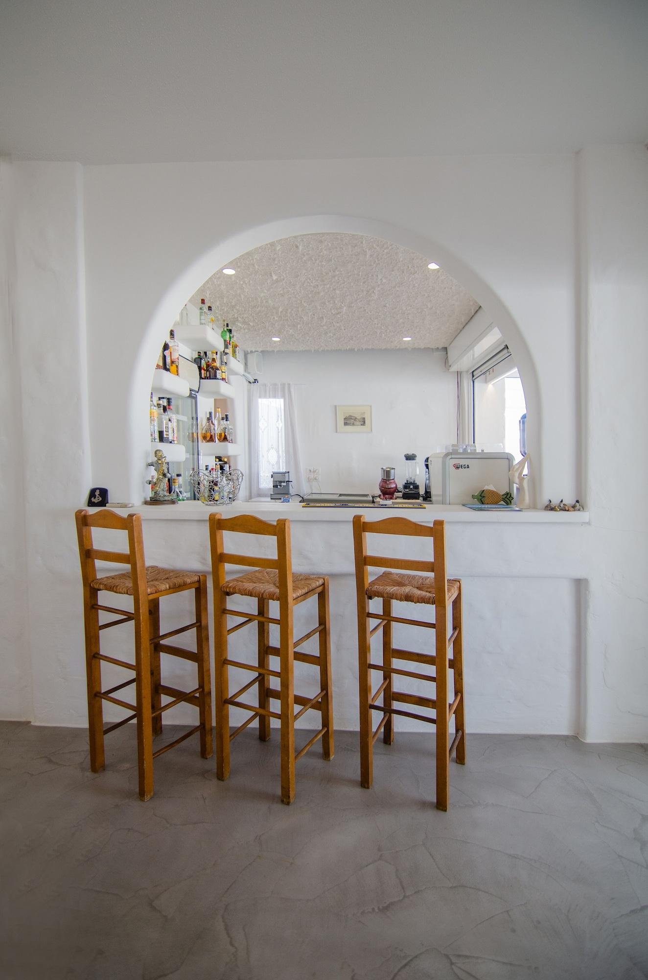 Bar/Salón George & Irene Hotel