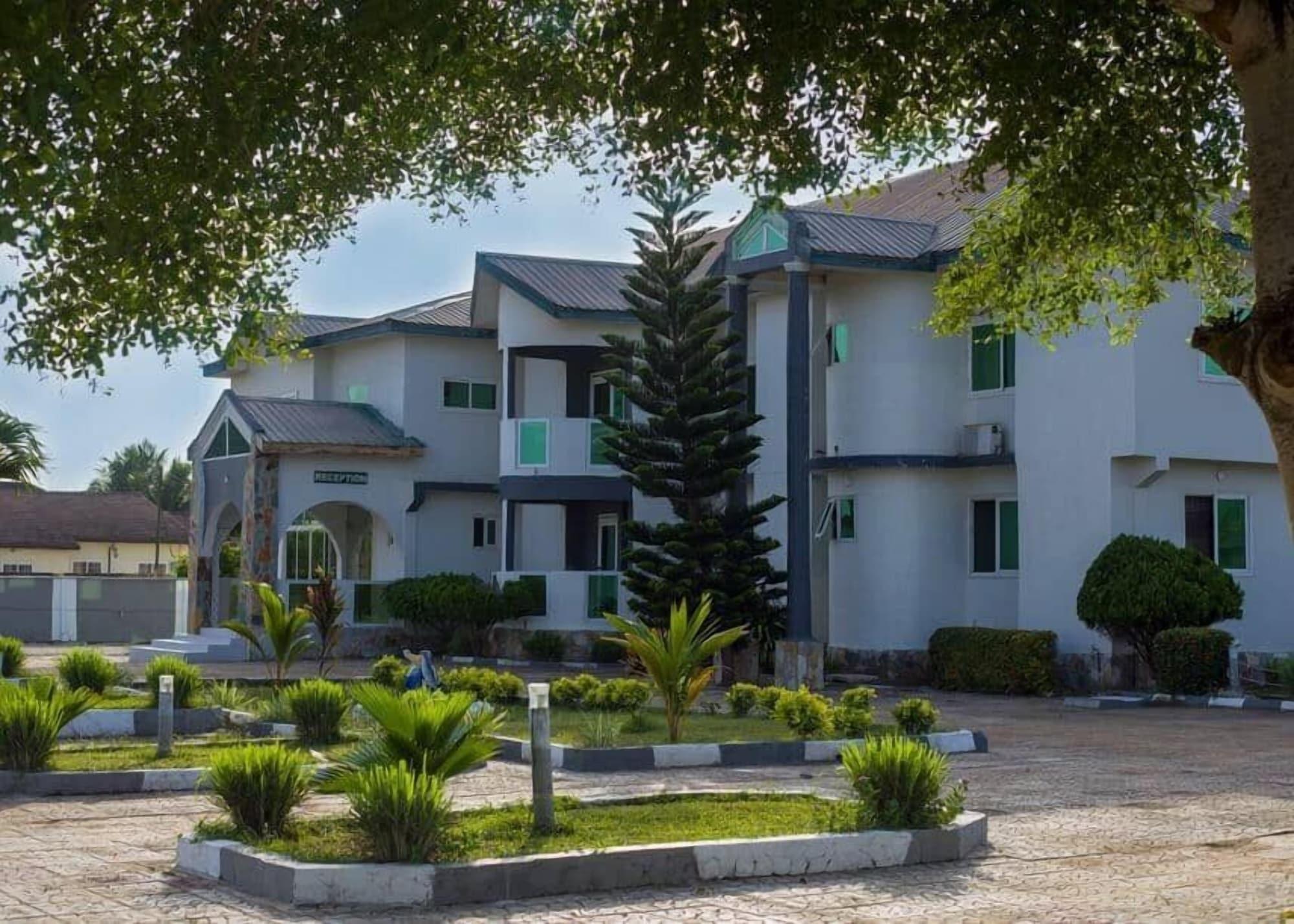 Vista Exterior LLOYDS BEACH RESORT and SPA