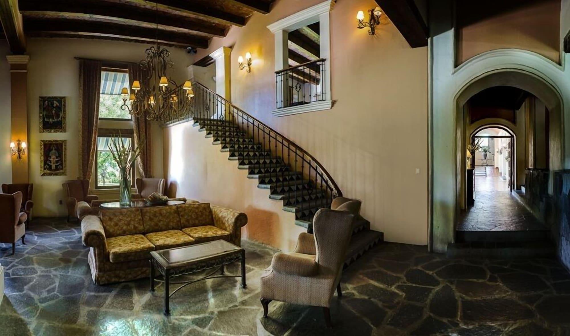 Bar/Salón Villa Antigua