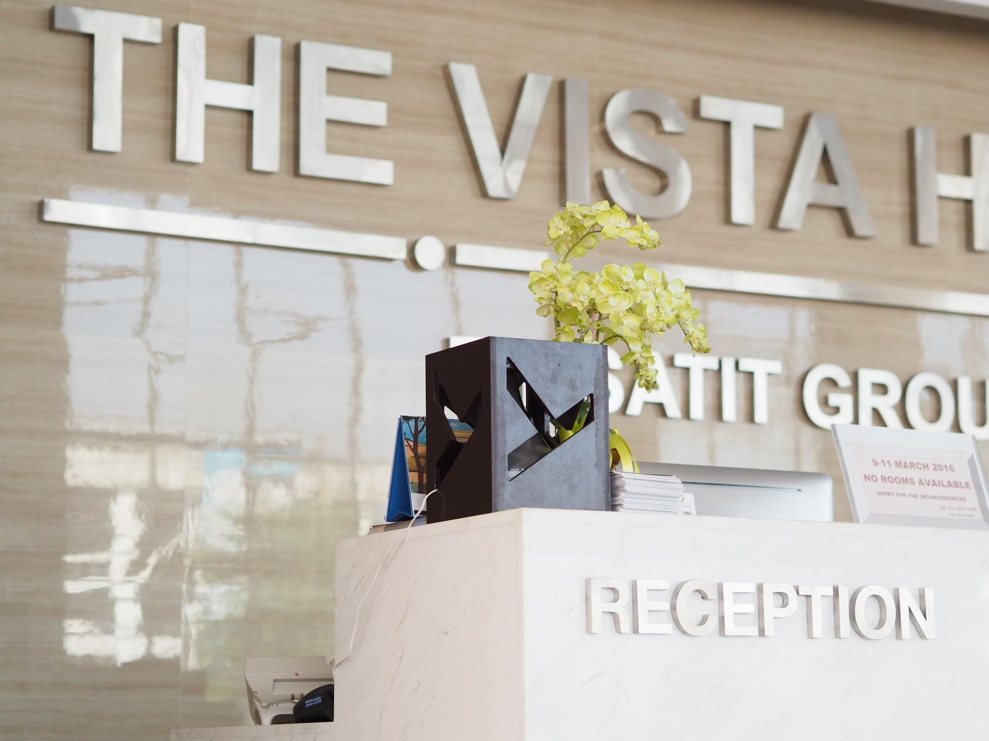 Vista Lobby The Vista Hotel