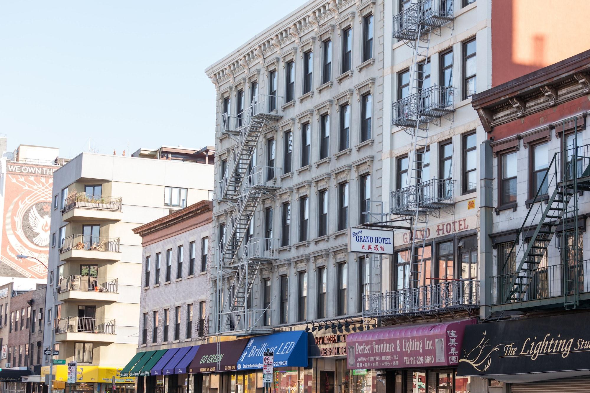 Varios Bowery Grand Hotel - Hostel