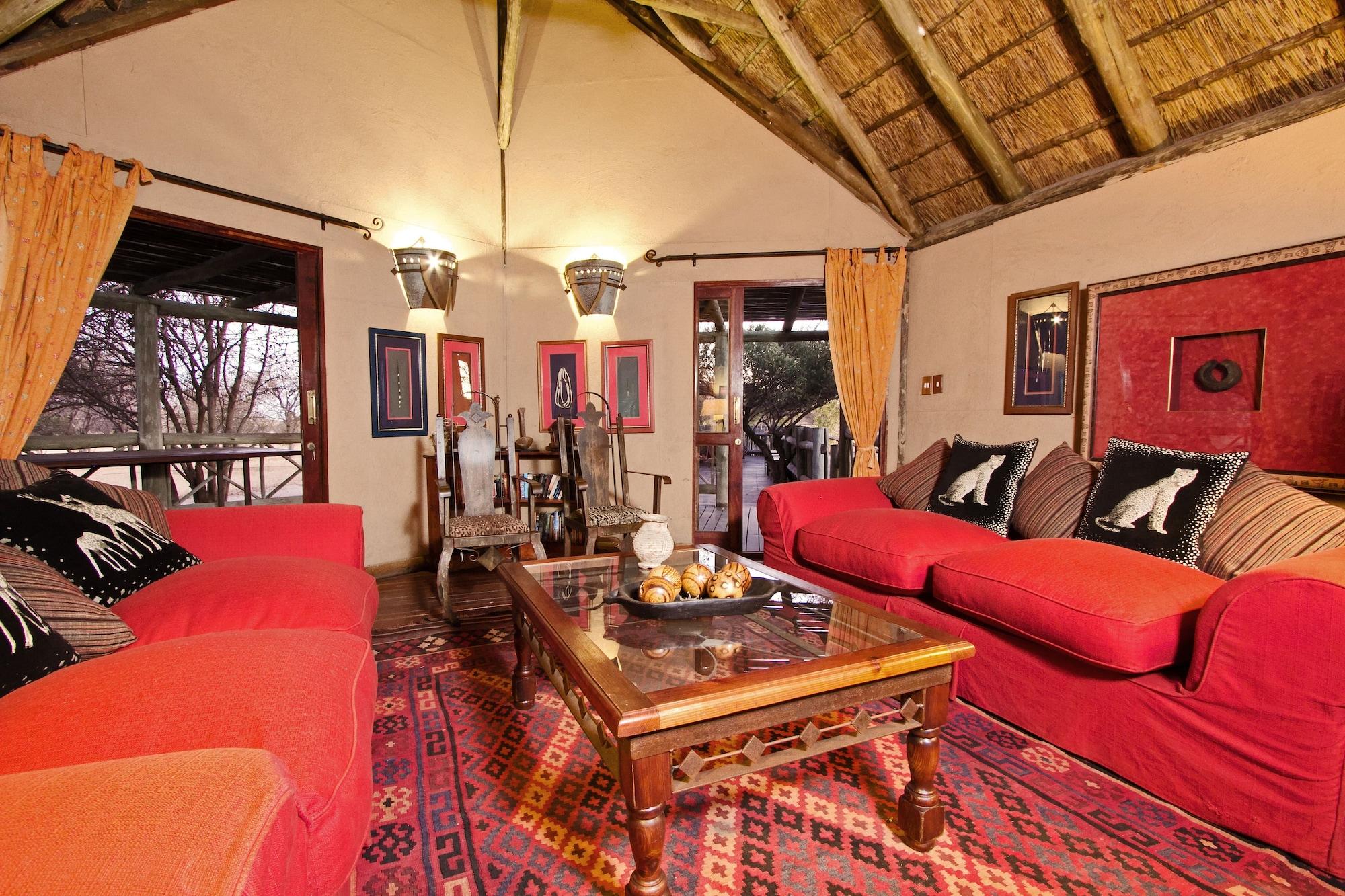 Vista Lobby Deception Valley Lodge