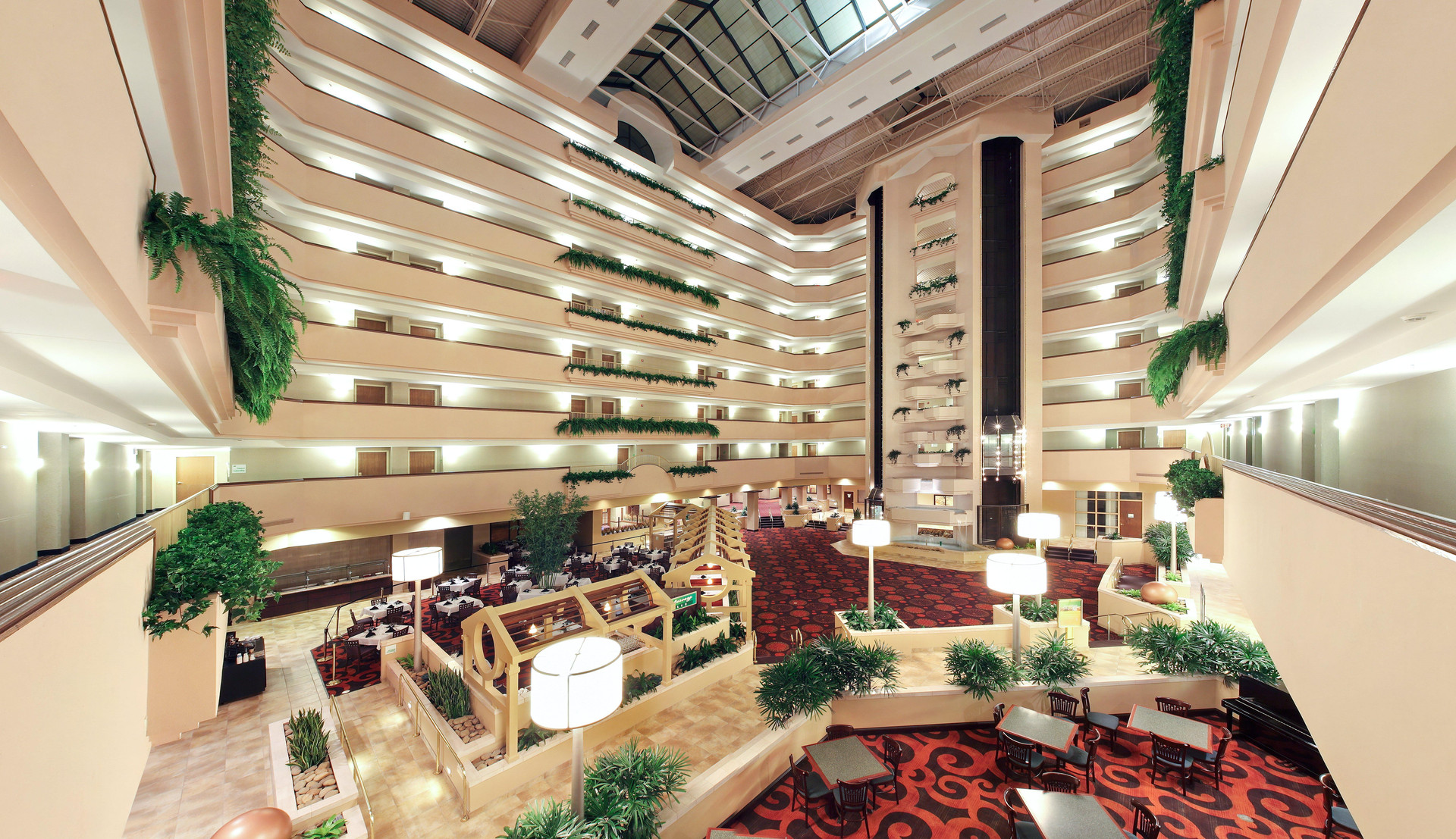 Vista Lobby Holiday Inn Springdale/Fayetteville Area