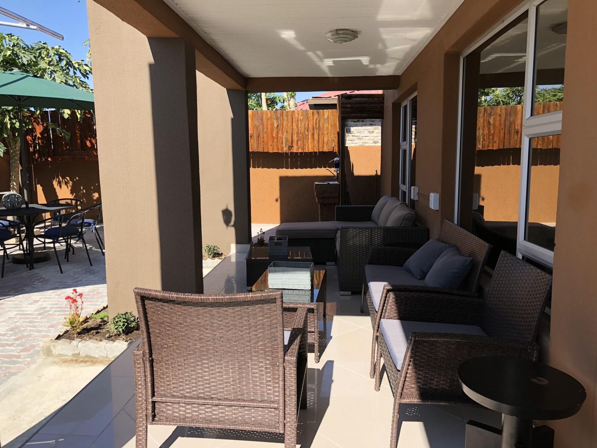 Vista Lobby City Lodge Boutique Hotel