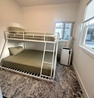 Alquiler Vacacional - Charming backyard Guesthouse with 2 bedrooms and WiFi, AC in Pleasant Hill