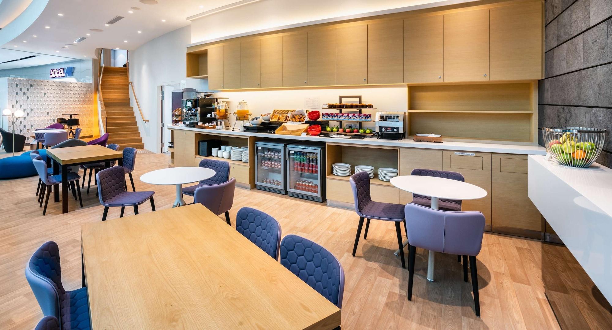 Restaurant YOTELAIR Singapore Changi Airport