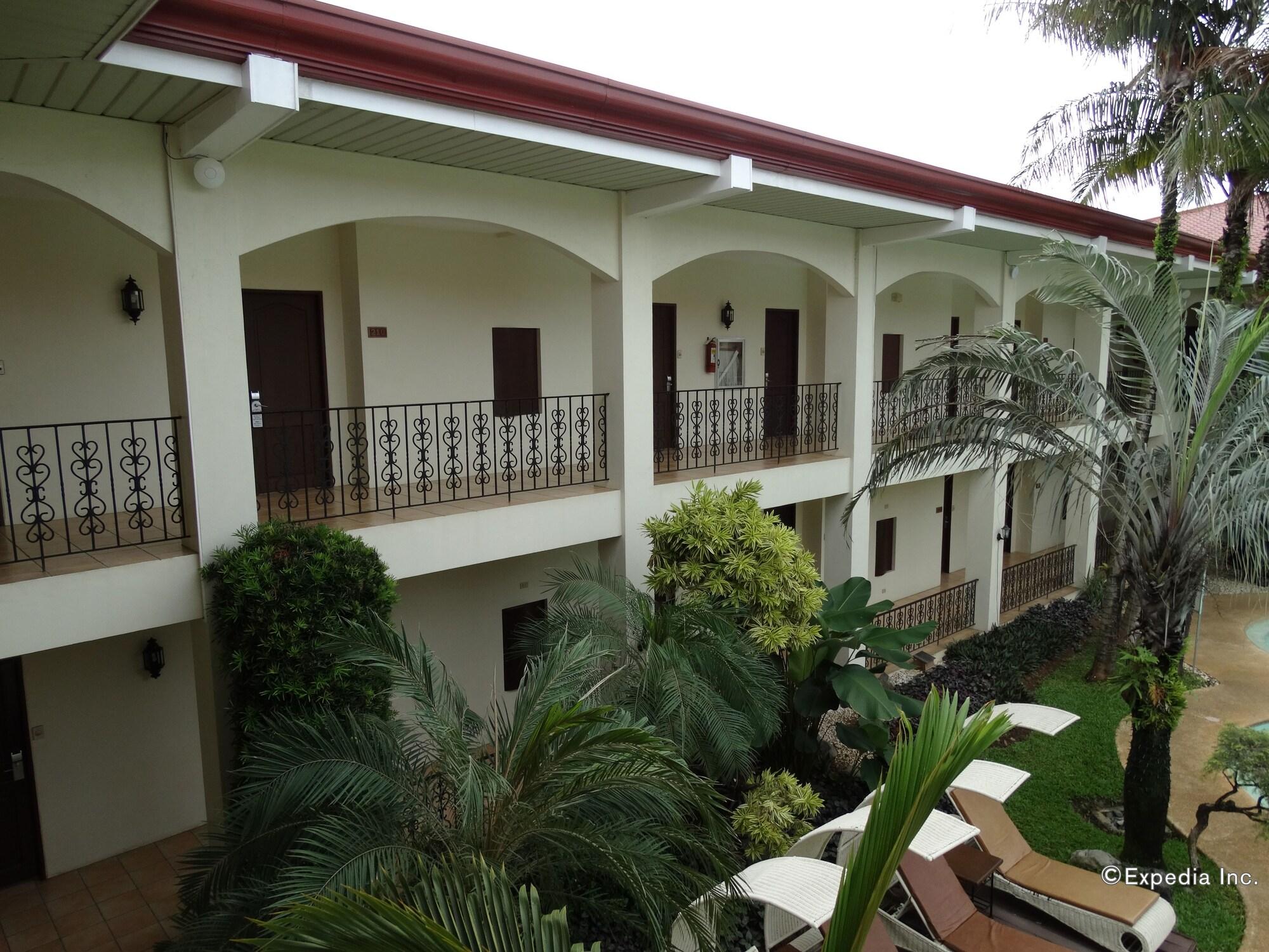 Vista Exterior Citystate Asturias Hotel Palawan