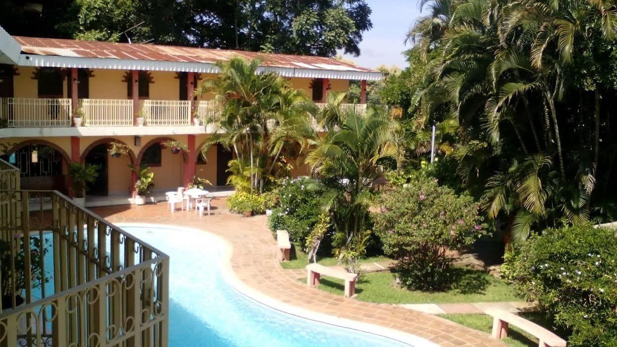 Varios Hotel El Parador