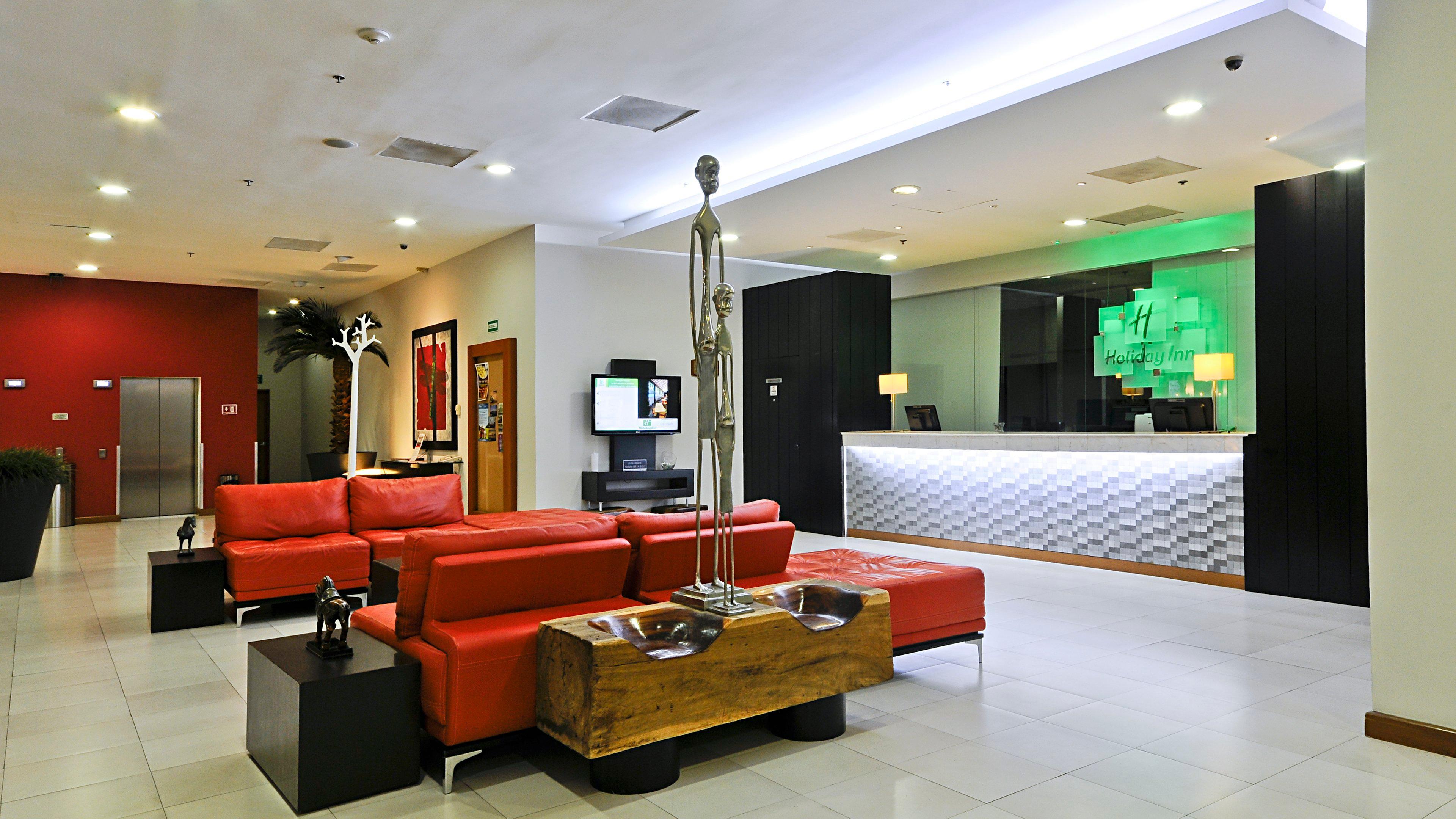 Vista Exterior Holiday Inn Irapuato, an IHG Hotel