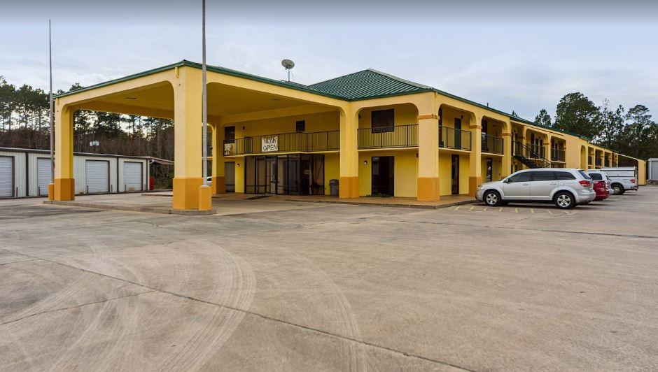 Vista Exterior Days Inn by Wyndham Atmore