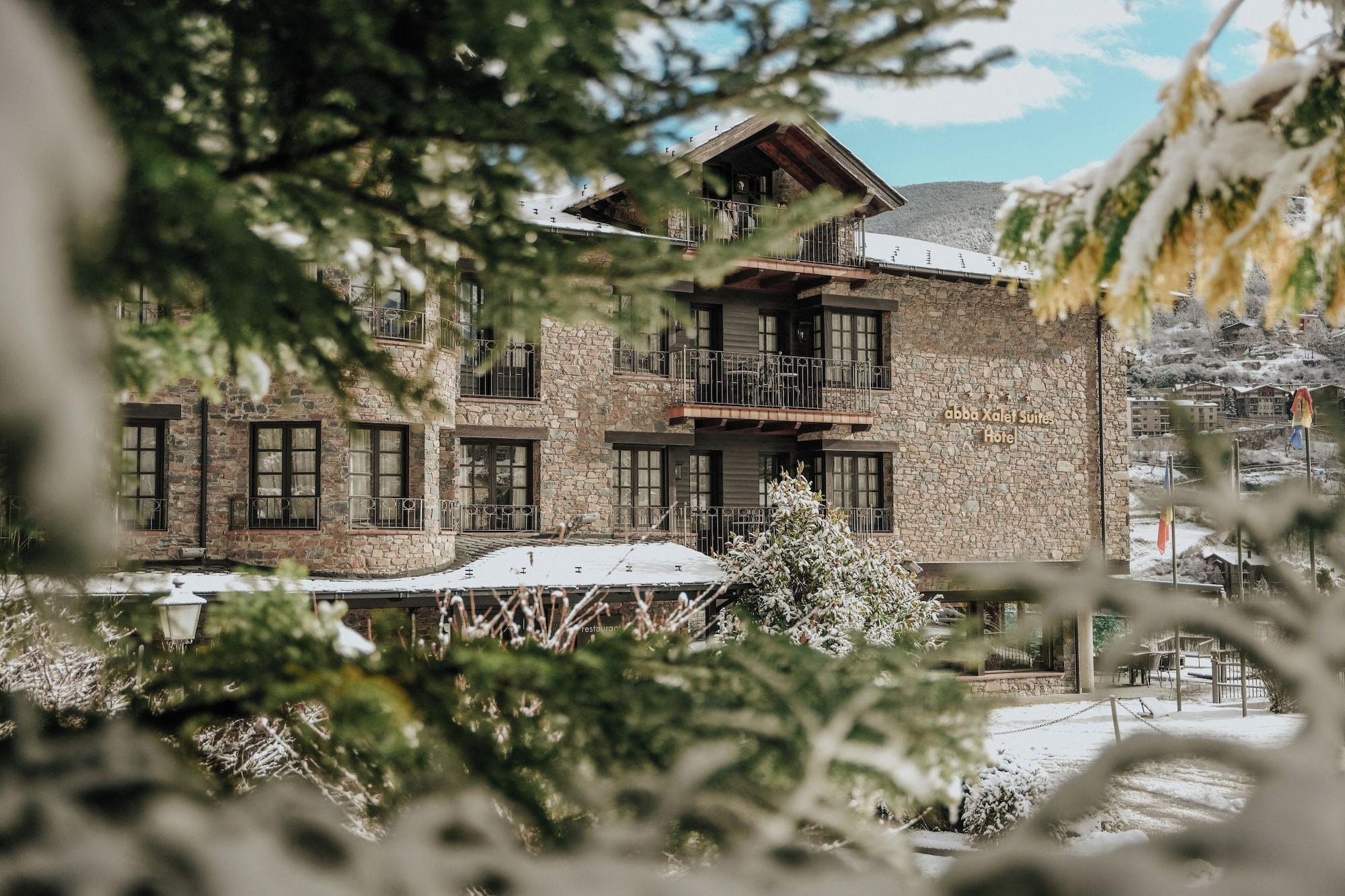 Vista Exterior Abba Xalet Suites Hotel