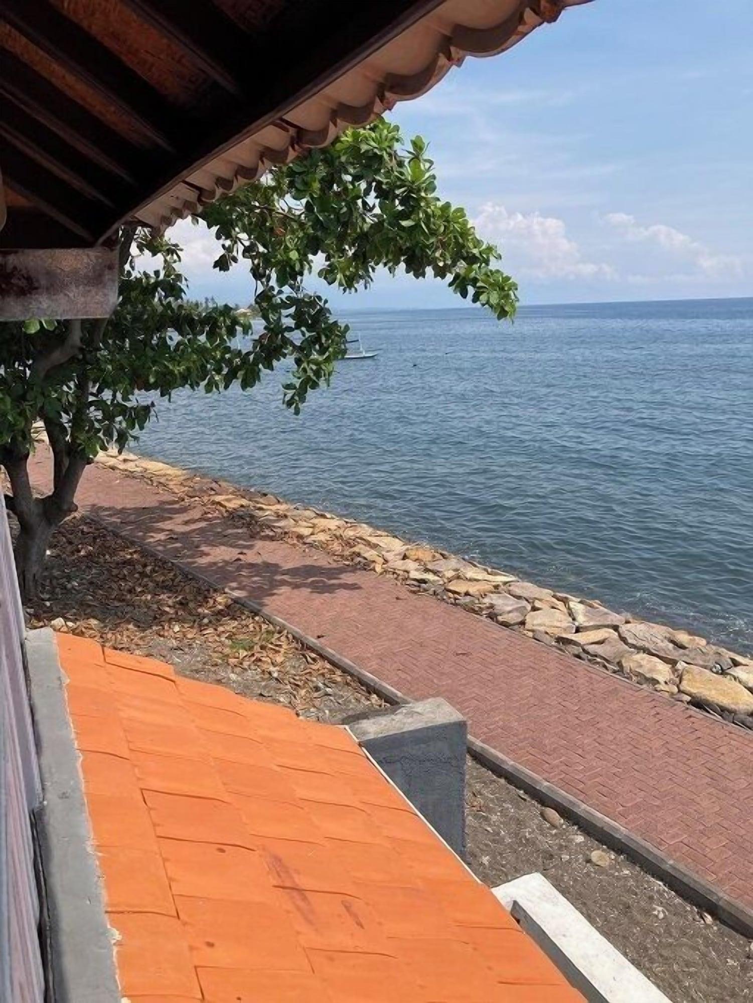 Vista Exterior Villa Agung Beach Inn