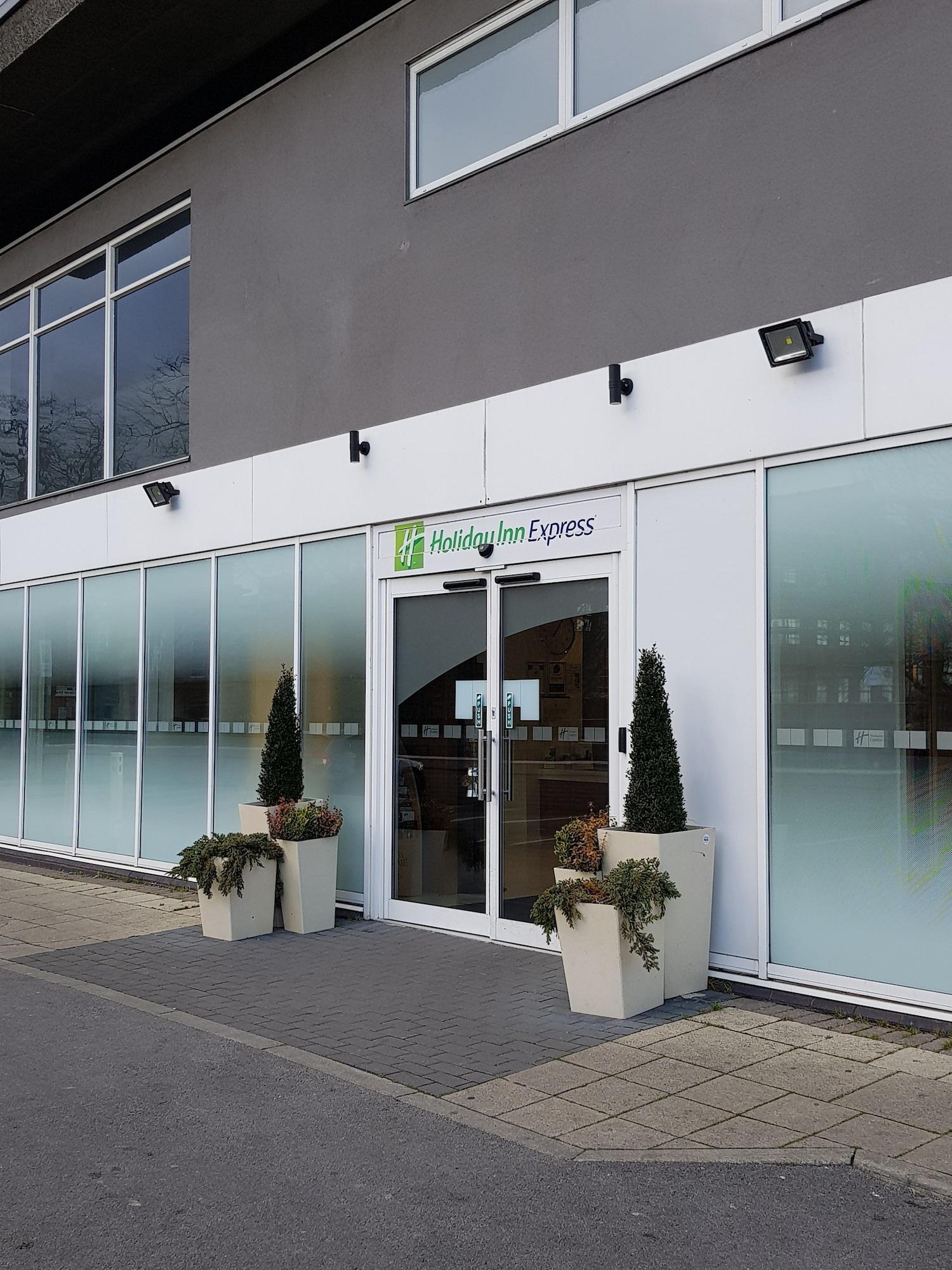 Vista Exterior Holiday Inn Express Wakefield by IHG