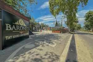 Alojamiento - Baronet Tiny House Boutique Hotel