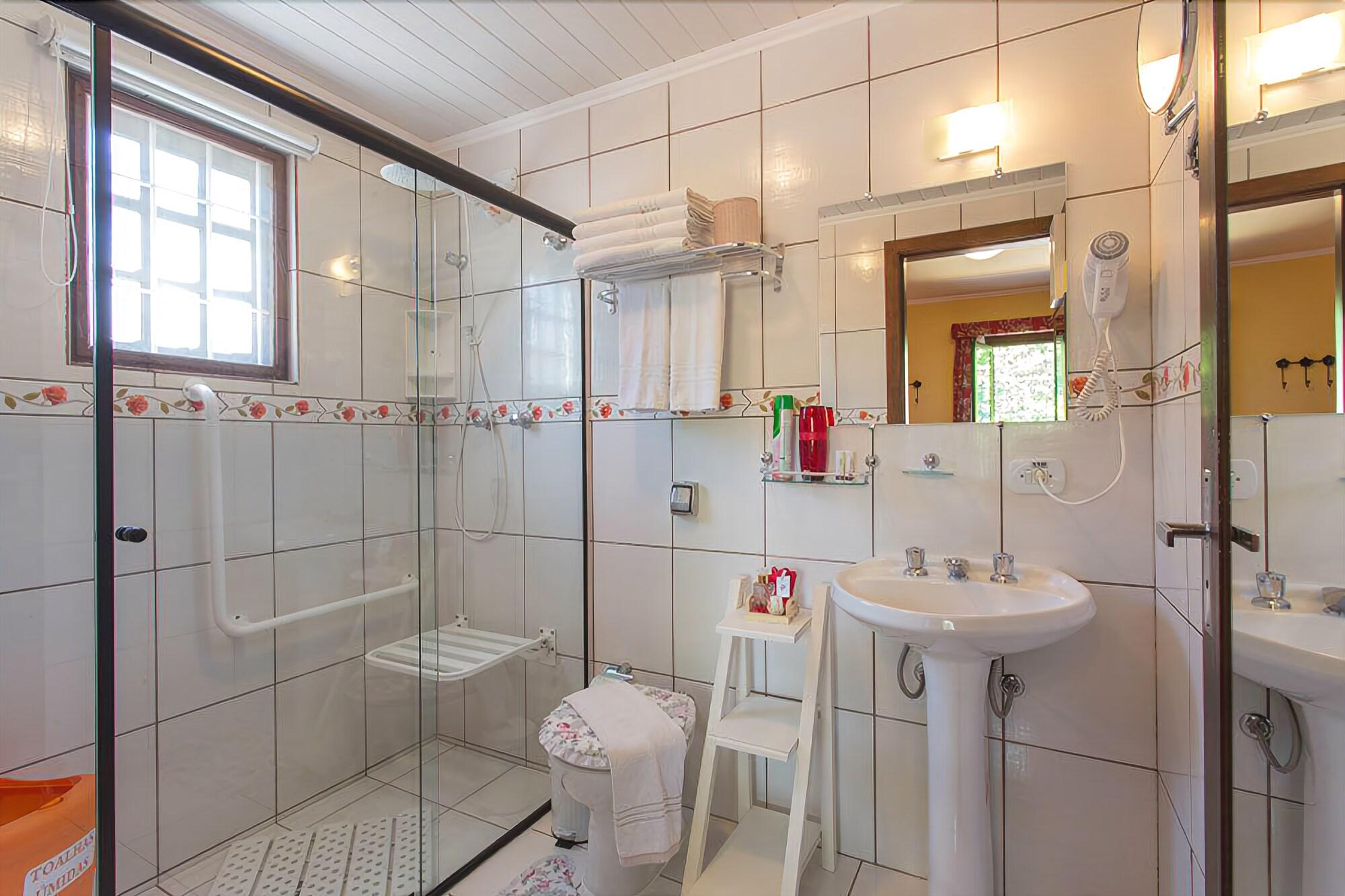 Baño Pousada Jardon
