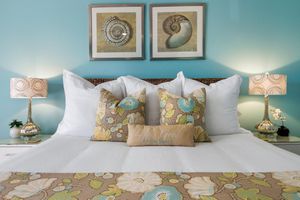 Alquiler Vacacional - Hula On In to Beach House Chic Style, Click the Video tour below!