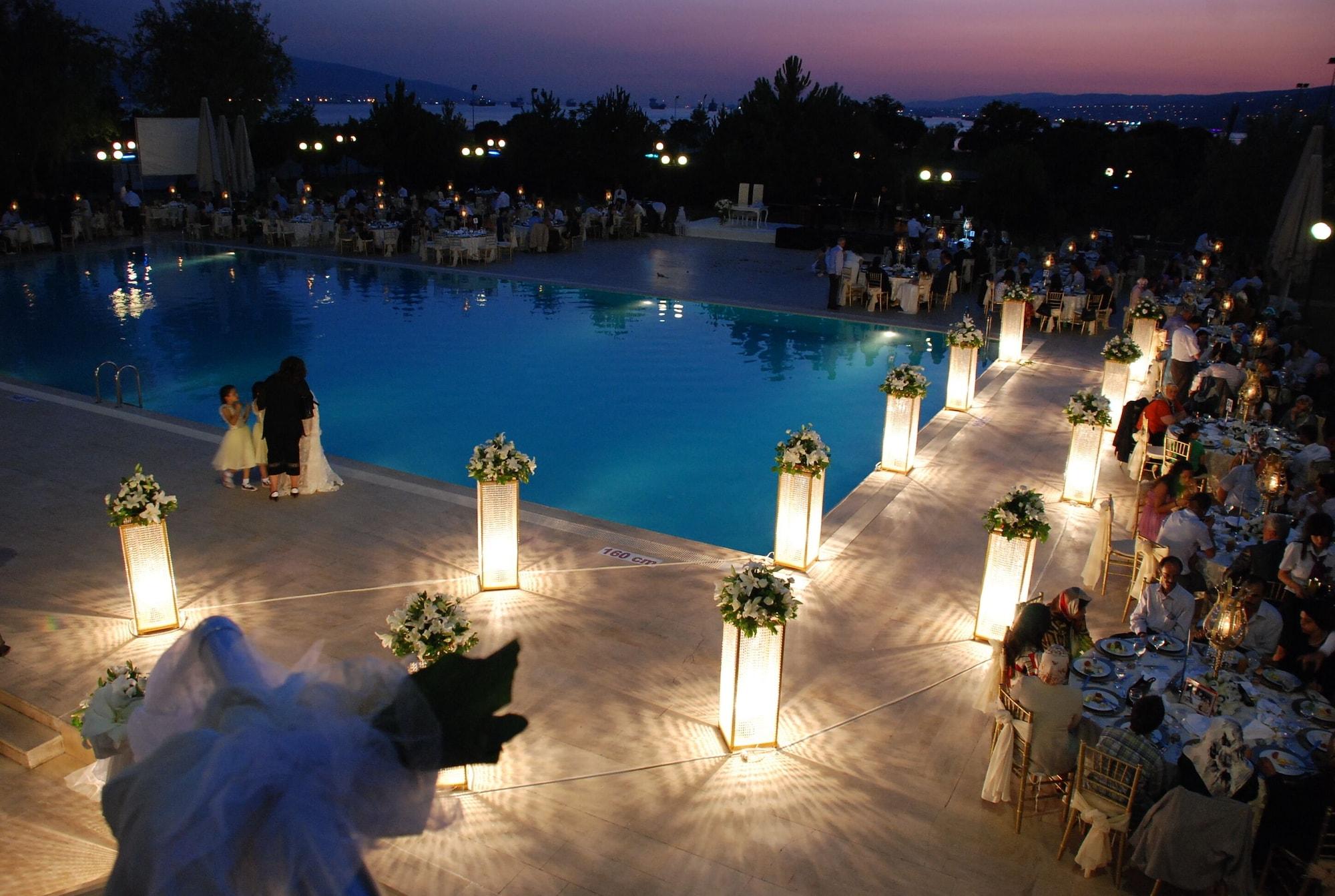 Vista Exterior Emexotel Kocaeli