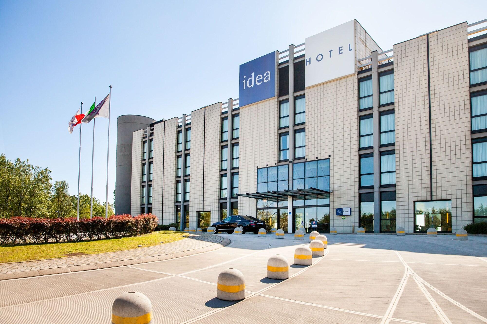 Vista Exterior Idea Hotel Milano San Siro