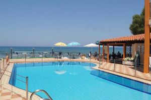 Alojamiento - GIrogiali Beach hotel