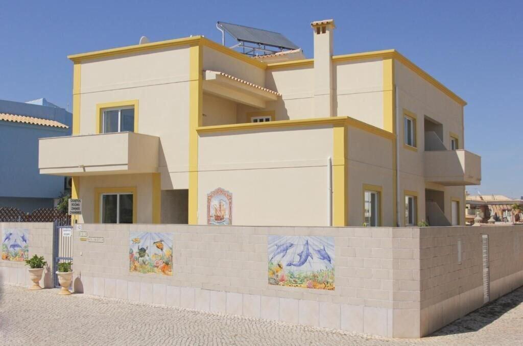 Vista Exterior Lagos Guests B&B