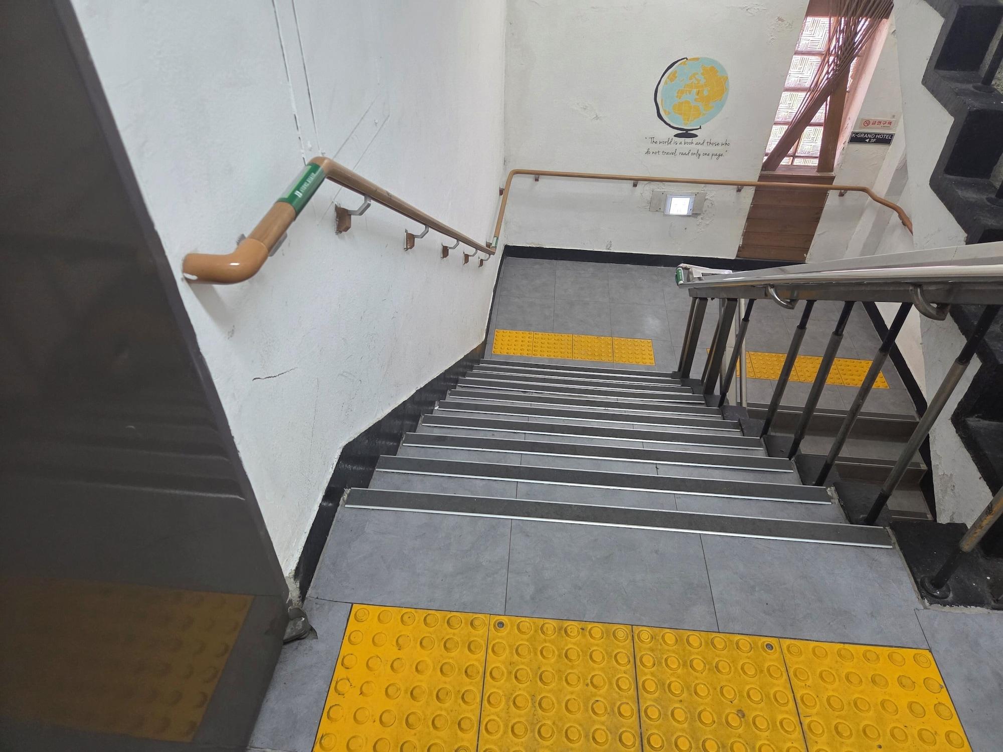 Varios K-Grand Hotel Seoul