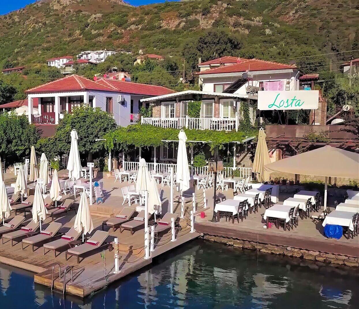 Varios Losta Sahil Evi 2